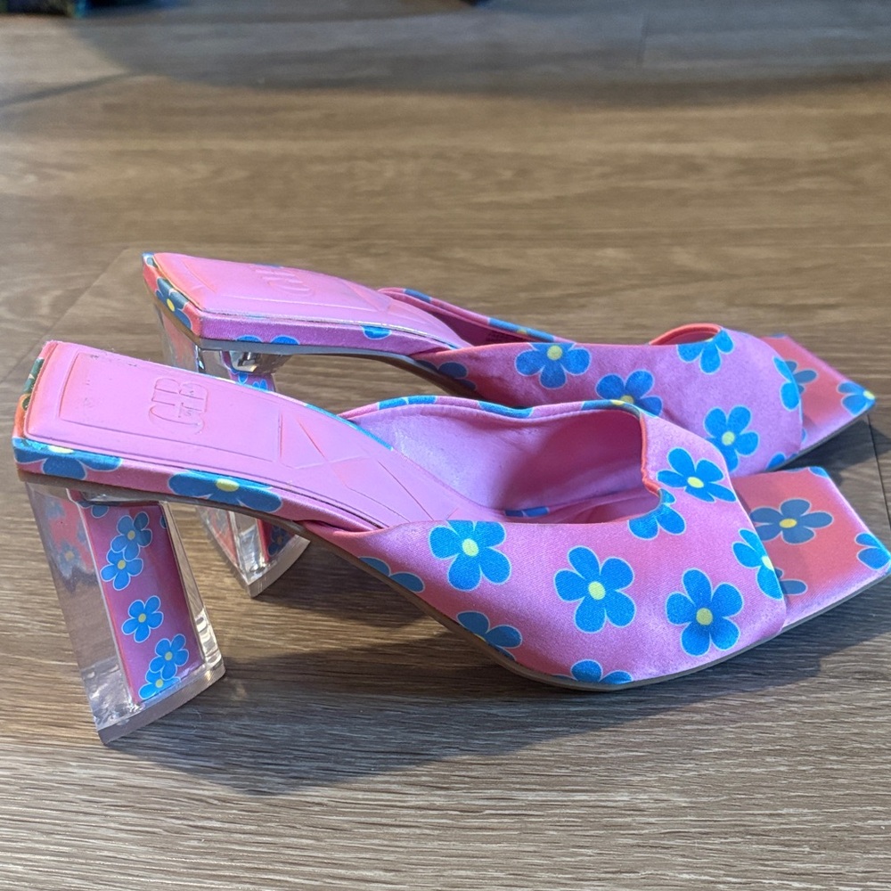 Gianni Bini Pink Floral Block Heel Mules